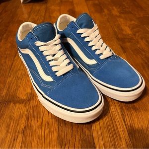 LIKE NEW Vans Color Theory Old Skool Shoe Mediterranean Blue Womens size 8.5